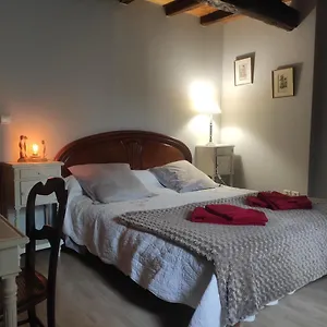 les-chambres-de-la-caussade.midi-pyreneeshotels.com/